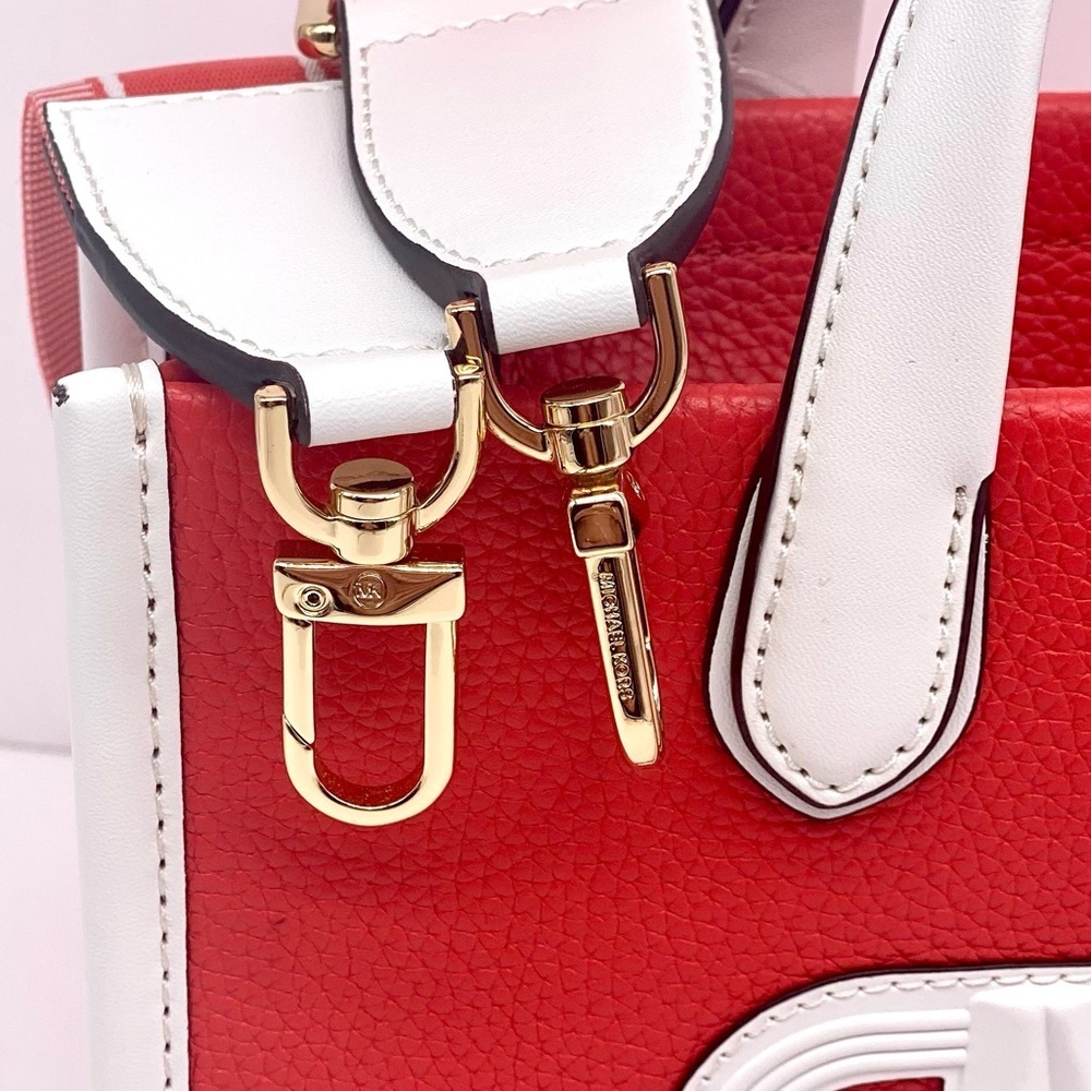 Michael Kors Gigi Small Messenger Crossbody Bag - Picture 10 of 15